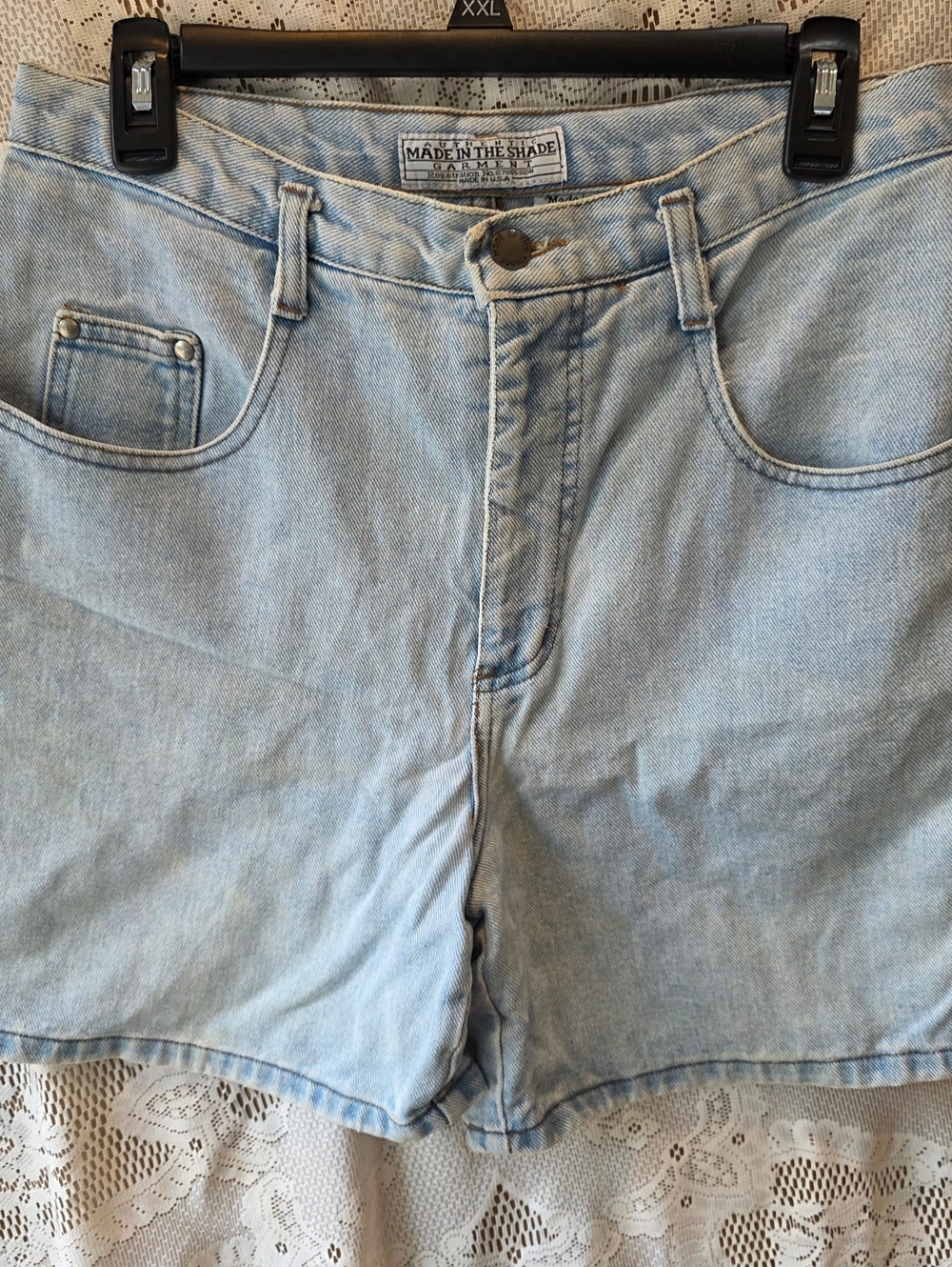 Vintage Light Wash High-Rise Denim Shorts Mom Jeans Shorts